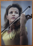 Autograful violonisteii Anne Sophie Mutter pe fotografie