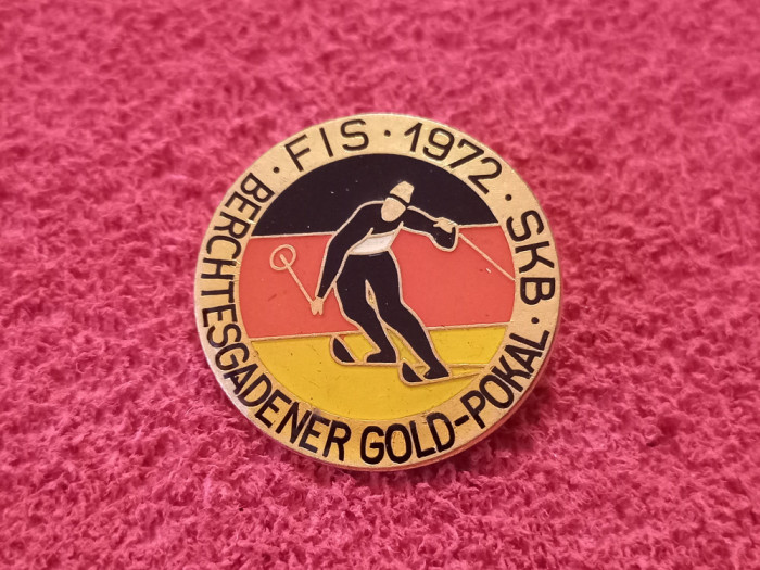 Insigna Ski - Federatia Internationala de SKI 1972