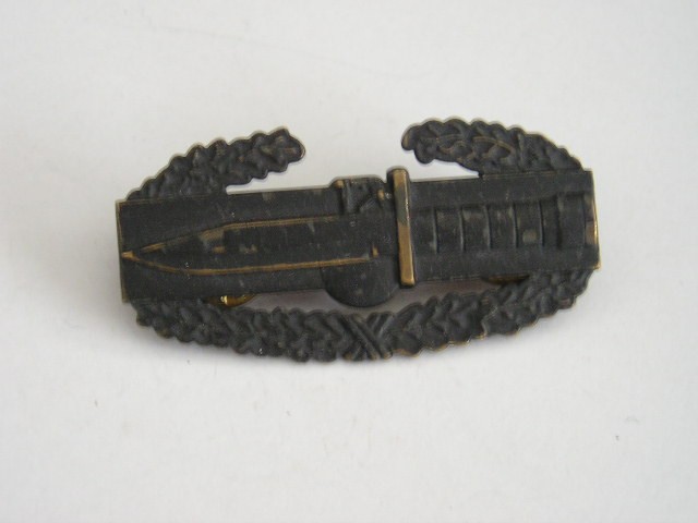 QW9 N 1 - insigna - militar - parasutism - trupe speciale - cercetasi