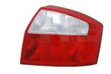 Stop spate lampa Audi A4 (B6) Sedan 11.2000-11.2004; TYC 11-0467-01-2, partea Dreapta, fara suport becuri