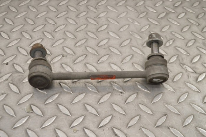 Bieleta stabilizatoare dreapta spate LAND ROVER RANGE ROVER SPORT II L494 2016 | 14628689