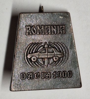 Romania DACIA 1300 - automobil, insigna auto foto