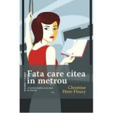 FATA CARE CITEA IN METROU - CHRISTINE FERET-FLEURY