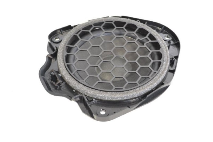 Difuzor ușă dreapta spate AUDI A3 8V1, 8VK 2013 OEM: 8V7035411 | 3746433