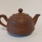 Ceainic vintage de lut, Yixing Zisha China, decorat prin zgariere, mic 9cm inaltime x 16cm latime