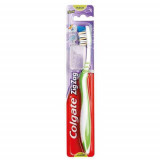 Cumpara ieftin Periuta de dinti Zig-Zag Medium, Colgate