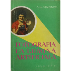 FOTOGRAFIA LA LUMINA ARTIFICIALA-A.G. SIMONOV