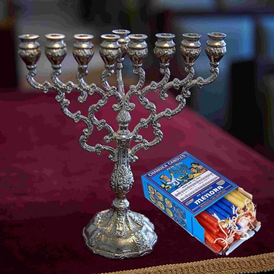 hanuka cu luminari foto