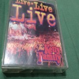 Cumpara ieftin CASETA AUDIO THE KELLY FRAMILY -LIVE ORIGINALA
