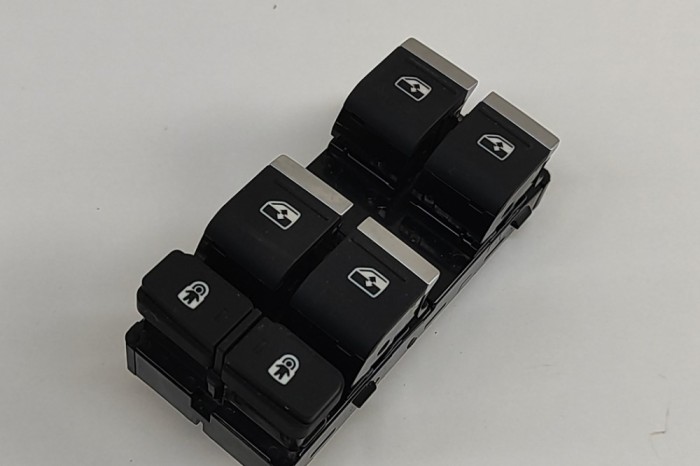Buton geam ușă dreapta față AUDI Q4 Sportback F4N 2024 OEM: 83A959851C | 30349597