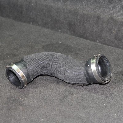 Furtun intercooler st&amp;acirc;nga PORSCHE MACAN 95B 2015 OEM: 95B14599395B.145.993 2072619 foto
