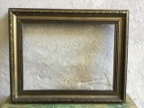 arta / design / vintage - Rama din lemn pentru fotografii , tablouri sau diverse alte lucruri vechi si frumoase !