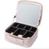 Notino Beauty Box With LED Mirror servietă pentru cosmetice cu oglindă LED Pink 1 buc