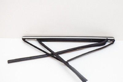 Bandou superior ușă dreapta spate VOLVO XC90 II 2016 OEM: 31841450 11440170 foto