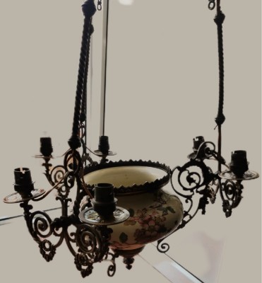 Spectaculos lampadar antic din porțelan pictat integral manual și bronz foto