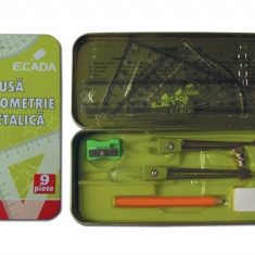 Trusa pentru geometrie metalica, 9 piese, culoare verde