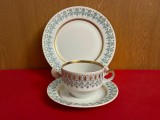 SET DE MIC DEJUN DIN PORTELAN FIN, CU MARCAJ HENNEBERG PORZELLAN 1777