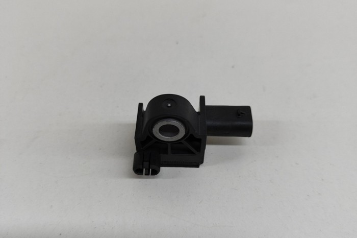 Senzor de impact dreapta față VW ID.3 E11 2021 OEM: 5WA907651A 23315364