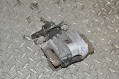 Etrier de fr&amp;acirc;nă dreapta spate VW SCIROCCO 137, 138 2009 OEM: Coupe | 10876541 foto