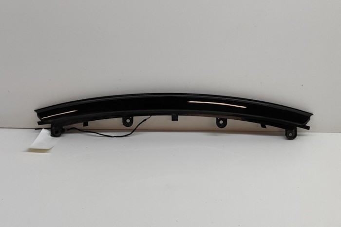 A treia lampa de fr&acirc;nă JAGUAR I-PACE X590 2019 OEM: J9D3-13A613 22854097