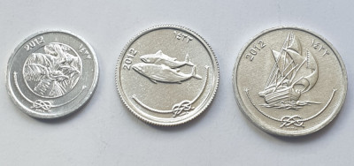 Set 3 monede 1,5,10 Laari 2012 Maldives , unc foto