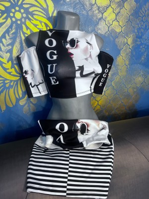 Costum superb de dama cu bluza si fusta marimea S foto
