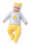 Set bebelus 3 piese bumbac cu imprimeu pui, pantaloni cu botosei si caciulita