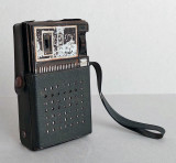 Radio receptor portabil, 6 tranzistori, marca SPECTRUM Hong Kong din 1968