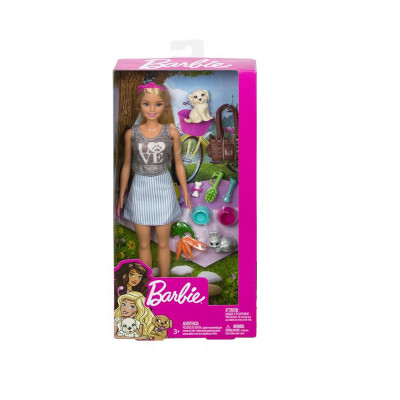 Papusa Barbie cu caine si multe accesorii foto