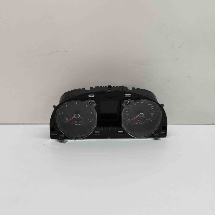 Ceas de bord VW PASSAT Variant B7 365 2014 OEM: 3AA920870P