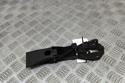 Zăvor de siguranță capota AUDI A6 4G2, C7, 4GC 2015 OEM: 4G0823480 27477225 foto