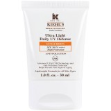 Kiehl's Ultra Light Daily UV Defense lichid protector ultra ușor pentru toate tipurile de ten, inclusiv piele sensibila SPF 50+ 30 ml