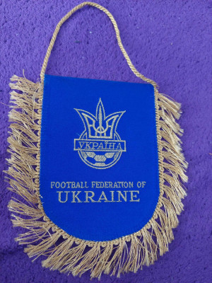 Fanion FOTBAL International,FEDERATIA Ucrainiana de fotbal,snur-ciucurii aurii foto