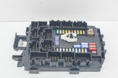Modul panou de siguranțe TESLA MODEL S 2017 12106242 foto