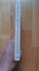 B. Haglund , E. Claesson - Die Jagdwaffe und Der Schuss (1957) Arma de vanatoare si impuscatura . Utilizarea practica a pustii si a flintei