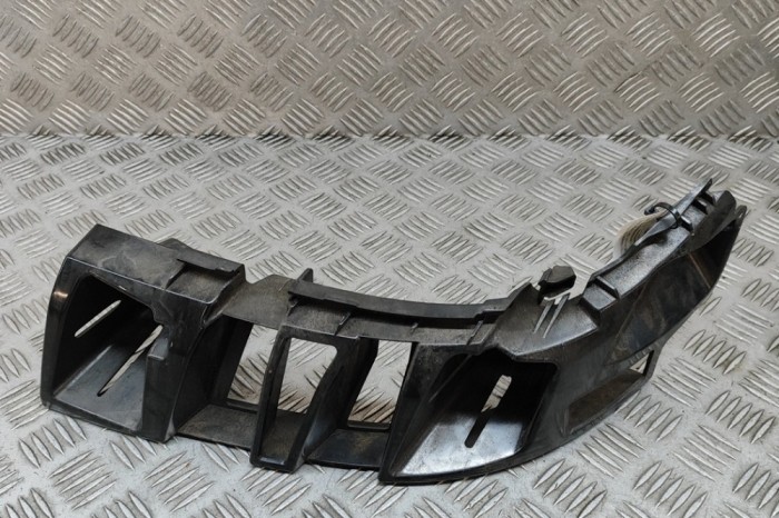 Suport bara de protecție dreapta spate MERCEDES-BENZ S W222, V222, X222 2015 OEM: A2228800812 30469474