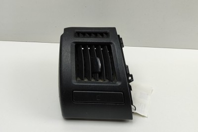 Gura de ventilație planșa de bord TOYOTA PRIUS PLUS _W4_ 2019 OEM: 55660-47051,55686-47070,55660-47052,55660-47053 30555763 foto