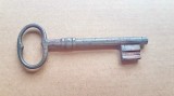 G358-Cheie poarta veche metal anii 1900