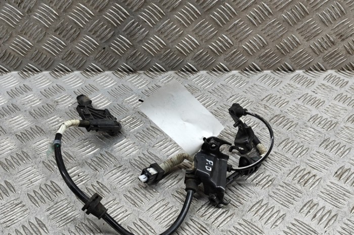 Senzor ABS dreapta față HONDA CIVIC X Hatchback FC_, FK 2018 OEM: 57450-TGH-A020-M1,57470-TZ5-A11 | 26953781