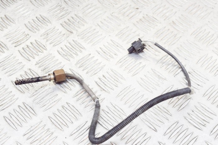 Senzor de temperatură MERCEDES-BENZ CLS C218 2013 OEM: A0081532728 11692802