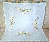 Fata de masa Vintage din bumbac cu broderie manuala in cruciulite - Paste