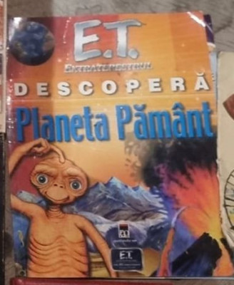 E.T. Extraterestrul - Descopera Planeta Pamant foto