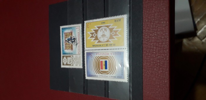 Neștampilate după 1950