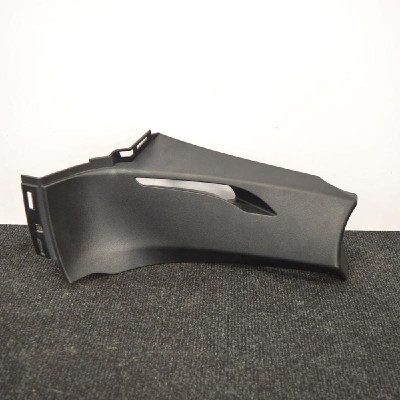 Ornament st&amp;acirc;lp spate st&amp;acirc;nga TESLA MODEL S 2015 OEM: 1024730-00-B 3608437 foto