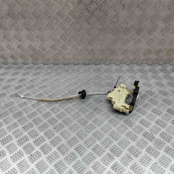 &Icirc;ncuietoare ușă dreapta față AUDI Q7 4L 2007 OEM: 3C1837016A 29770544