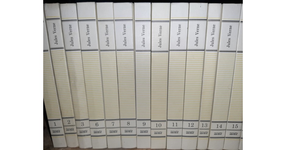 Colectie Jules Verne | arhiva Okazii.ro