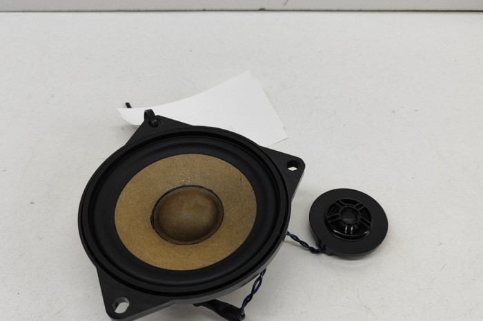 Difuzor ușă dreapta față BMW 3 G20, G28 2019 OEM: 2622545,2622544 27819643