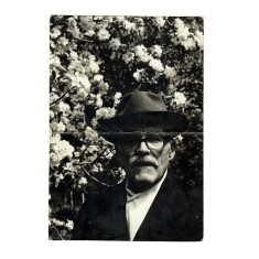 Tudor Arghezi, fotografie cu dedicație și carte de vizită, 1965