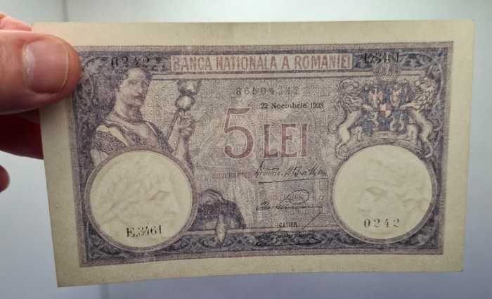 5 lei 1928 , serie E.3461 0242, stare excelenta