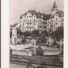 RF36 -Carte Postala- Oradea, piata Victoriei, circulata 1964